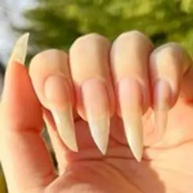 daggernails