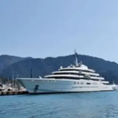 gigayacht