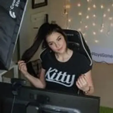 kittyplaysgames