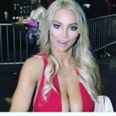 lindseypelas