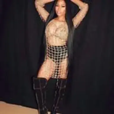 nickiinparis